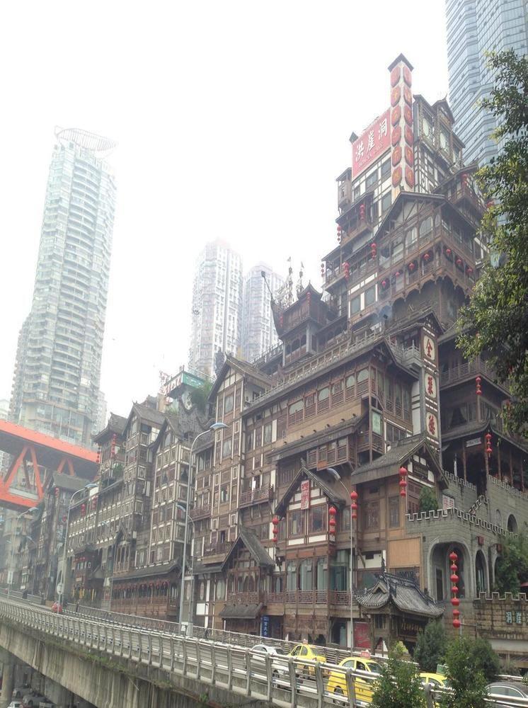 Hongyadong Hotel Чунцин Екстериор снимка